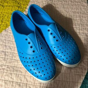 New! Native slip on sneakers. Women’s size 8